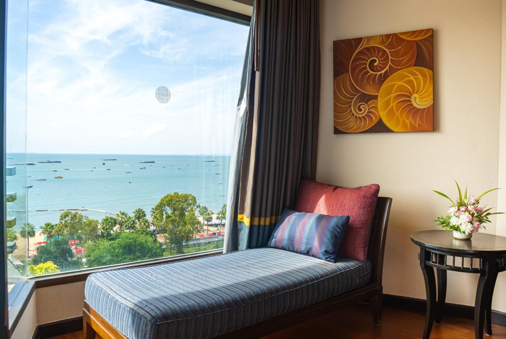 The Bayview Hotel Pattaya Dış mekan fotoğraf